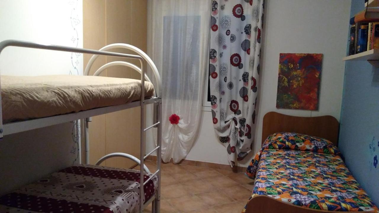 la porta del sole appartamento nell'oliveto Seborga Esterno foto
